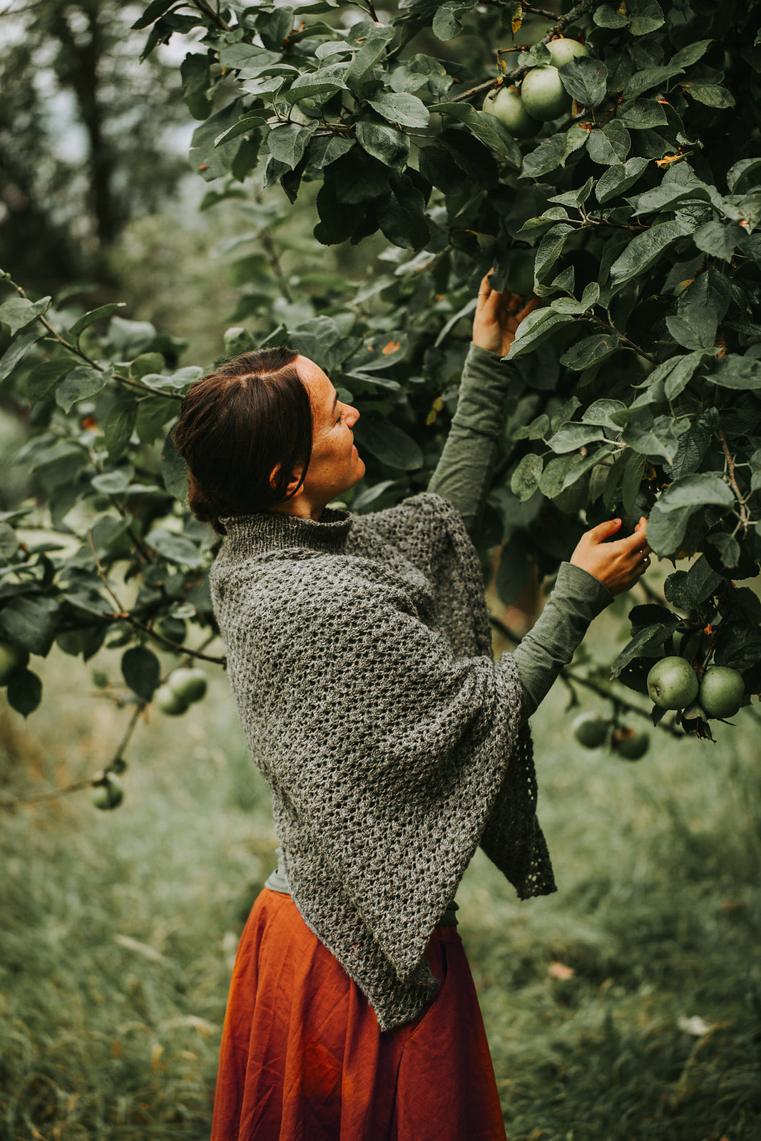 Strickpaket - Poncho Akina