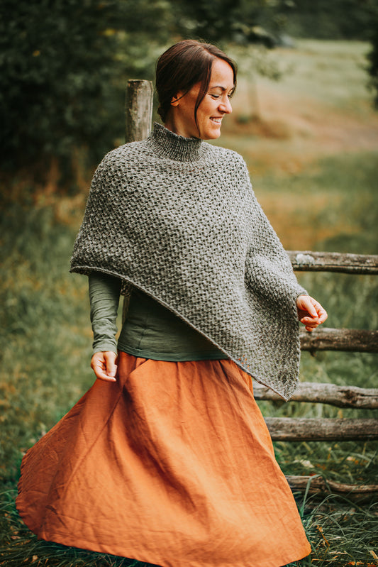 Strickpaket - Poncho Akina